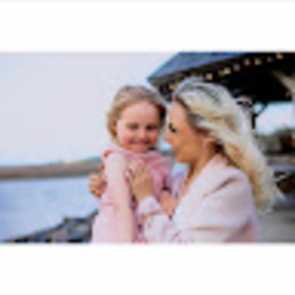 Meet your Posher, Erica - Picture 1 of 1